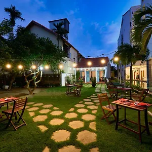 https://legend-charm-boutique-hoi-an-hotel.hotelsofhoian.com